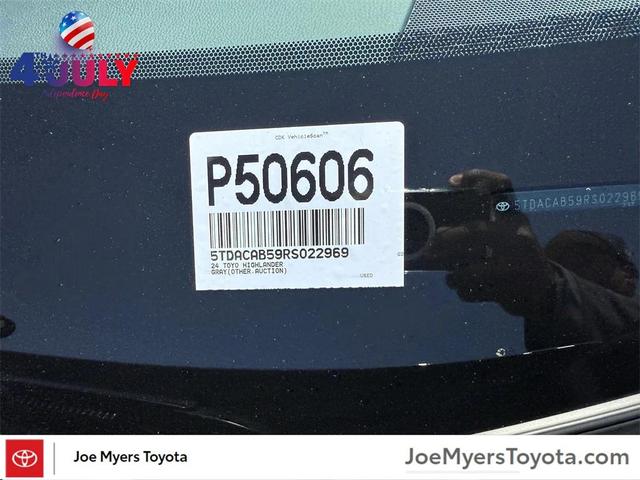 Photo of 2024 Storm Cloud Toyota Grand Highlander Hybrid
