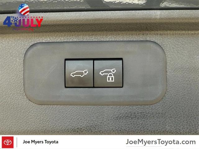 Photo of 2024 Storm Cloud Toyota Grand Highlander Hybrid