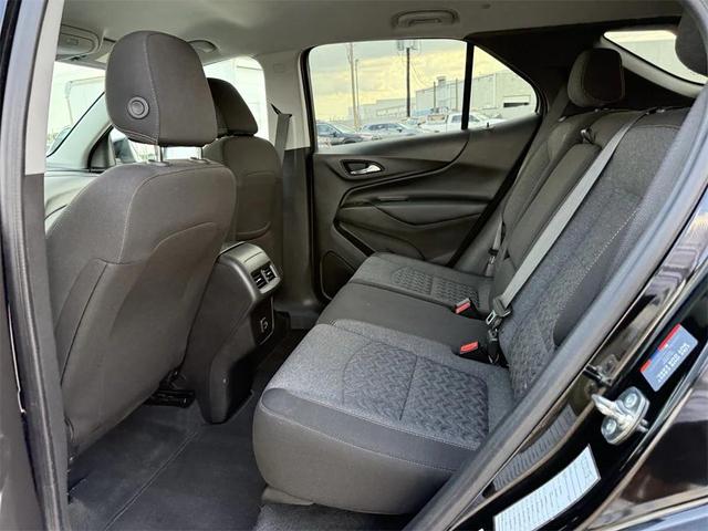 Photo of 2024 Mosaic Black Metallic Chevrolet Equinox