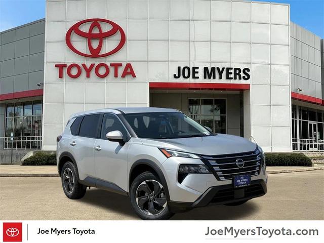 Photo of 2024 Brilliant Silver Metallic Nissan Rogue