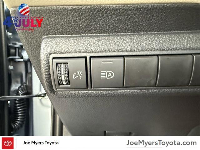 Photo of 2025 Celestite Toyota Corolla