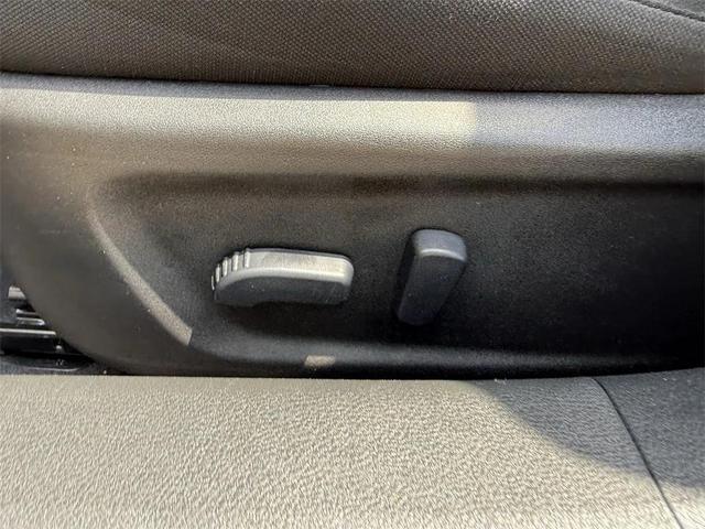 Photo of 2024 Gun Metallic Nissan Altima