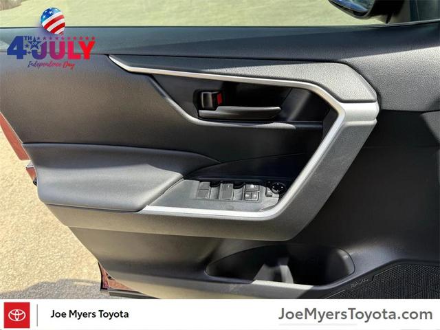Photo of 2022 Ruby Flare Pearl Toyota RAV4