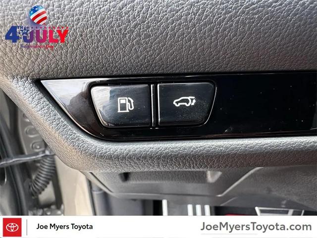 Photo of 2022 Atomic Silver Lexus NX 350
