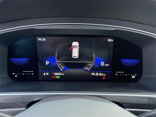 Photo of 2022 Deep Black Pearl Volkswagen Tiguan