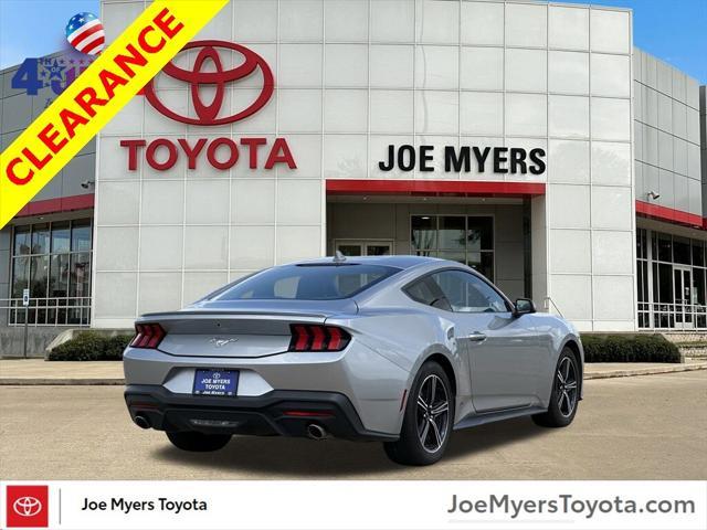 Photo of 2024 Silver Metallic Ford Mustang
