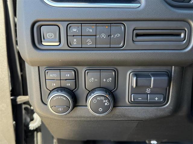 Photo of 2021 Black Chevrolet Tahoe