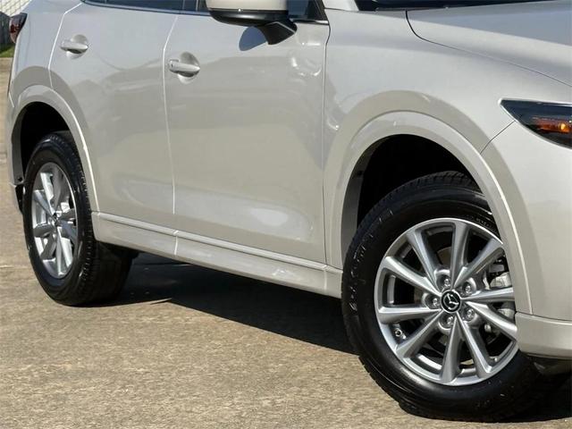Photo of 2024 Platinum Quartz Metallic Mazda CX-5