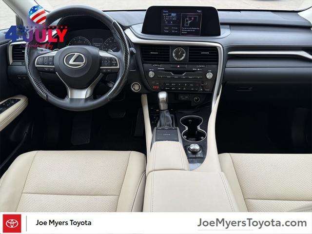 Photo of 2022 Atomic Silver Lexus RX 350