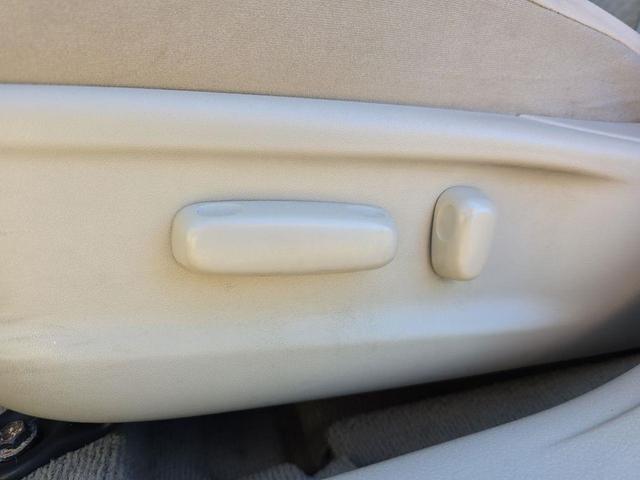 Photo of 2007 Gray Toyota Camry
