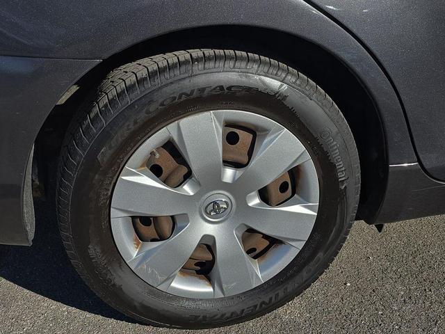 Photo of 2007 Gray Toyota Camry