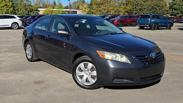Photo of 2007 Gray Toyota Camry