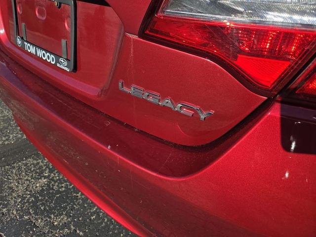 Photo of 2015 Venetian Red Pearl Subaru Legacy