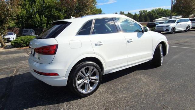 Photo of 2017 White Audi Q3