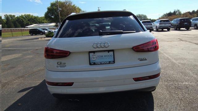 Photo of 2017 White Audi Q3