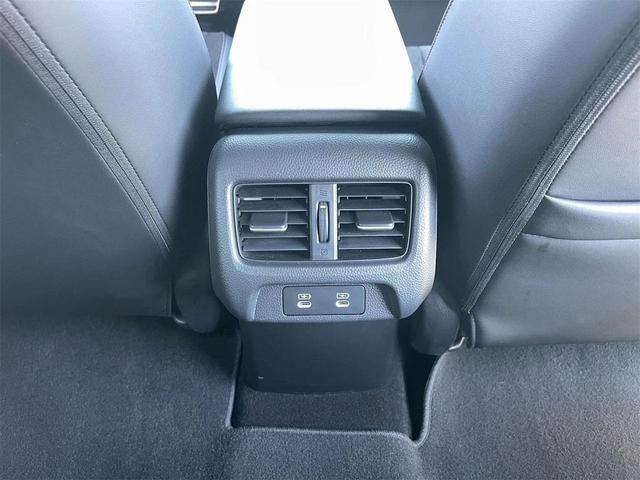 Photo of 2025 Platinum White Pearl Acura ADX