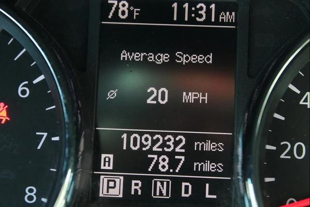 Photo of 2013 Pearl White Nissan Rogue