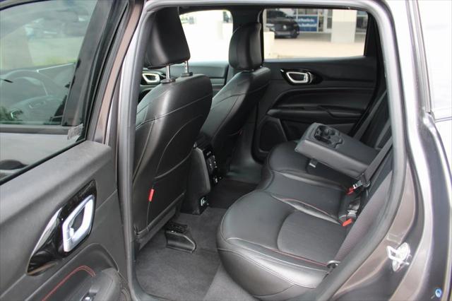 Photo of 2024 Baltic Gray Metallic Clearcoat Jeep Compass
