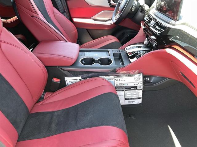 Photo of 2026 Platinum White Pearl Acura MDX