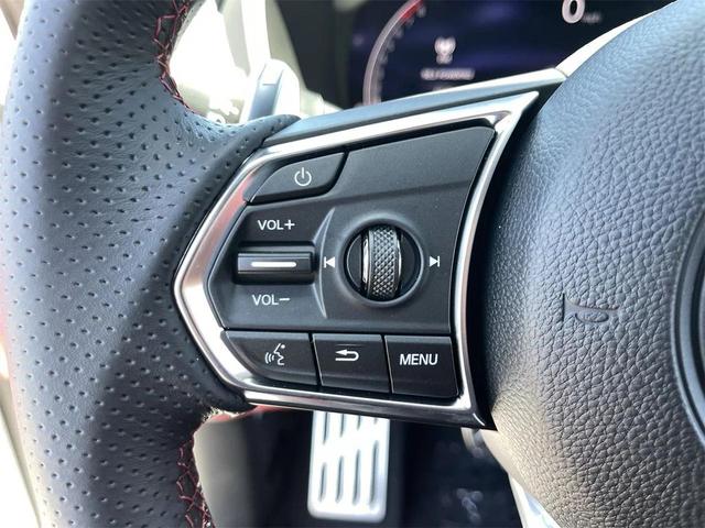 Photo of 2026 Platinum White Pearl Acura MDX
