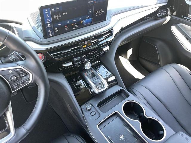 Photo of 2025 Platinum White Pearl Acura MDX