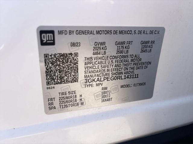 Photo of 2024 White Frost Tricoat GMC Terrain