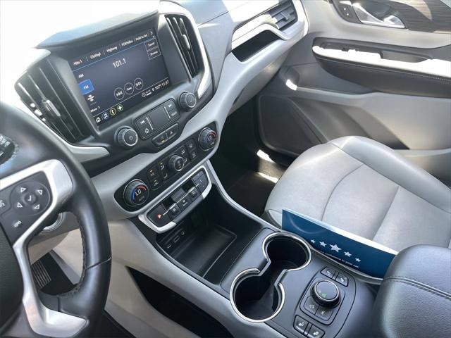 Photo of 2024 White Frost Tricoat GMC Terrain