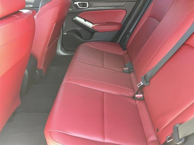 Photo of 2025 Platinum White Pearl Acura Integra