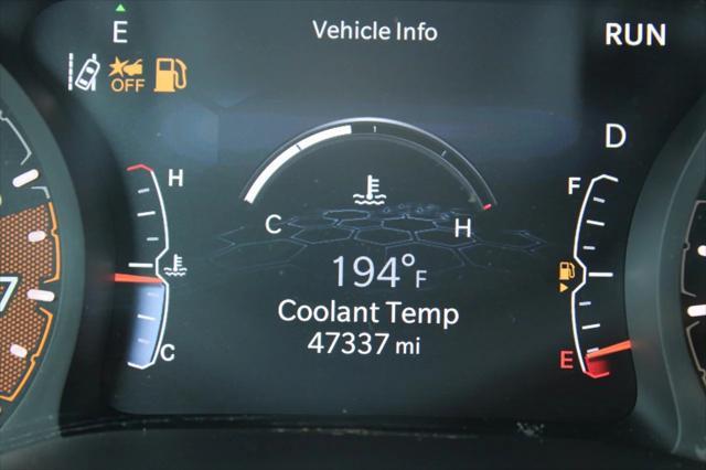 Photo of 2024 Bright White Clearcoat Jeep Compass