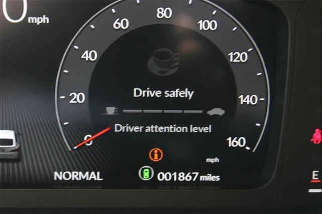 Photo of 2025 Platinum White Pearl Acura Integra