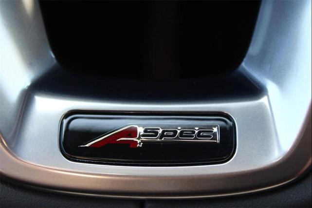 Photo of 2025 Platinum White Pearl Acura Integra