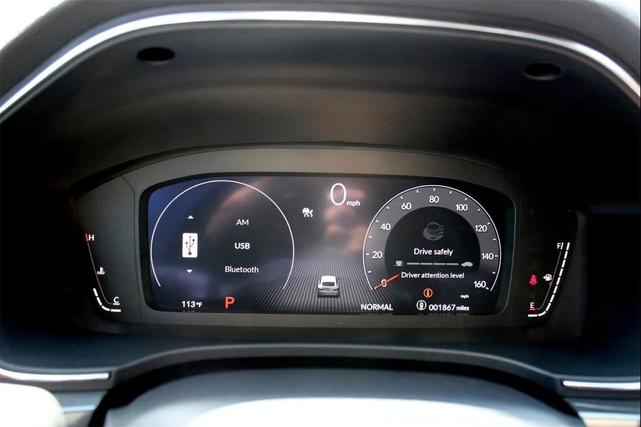 Photo of 2025 Platinum White Pearl Acura Integra