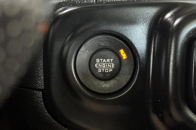 Photo of 2021 Black Clearcoat Jeep Gladiator