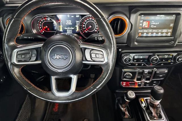 Photo of 2021 Black Clearcoat Jeep Gladiator