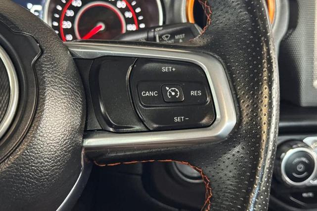 Photo of 2021 Black Clearcoat Jeep Gladiator