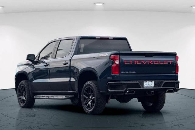 Photo of 2021 Blue Chevrolet Silverado 1500