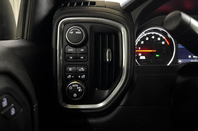 Photo of 2021 Blue Chevrolet Silverado 1500