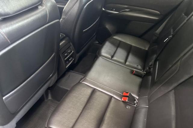 Photo of 2022 Silver Cadillac XT4