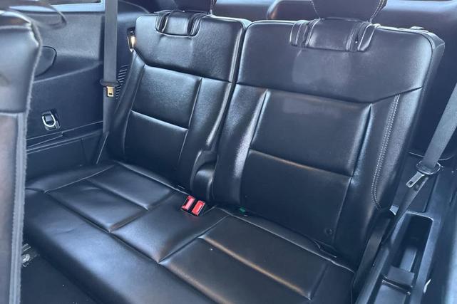 Photo of 2023 Agate Black Metallic Ford Explorer