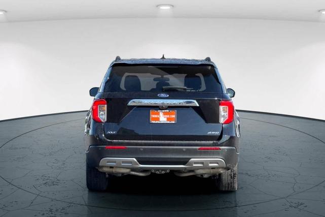 Photo of 2023 Agate Black Metallic Ford Explorer