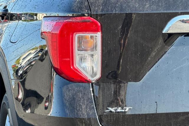 Photo of 2023 Agate Black Metallic Ford Explorer