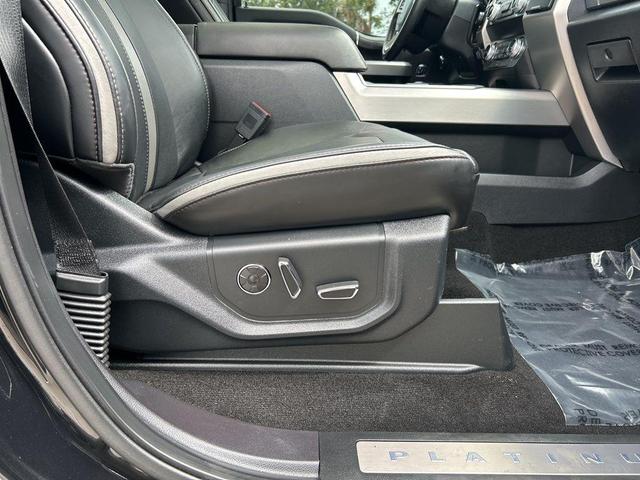 Photo of 2019 Agate Black Metallic Ford F-450