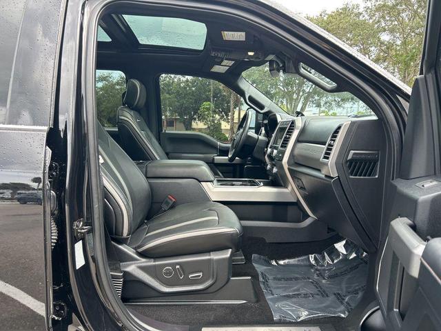 Photo of 2019 Agate Black Metallic Ford F-450