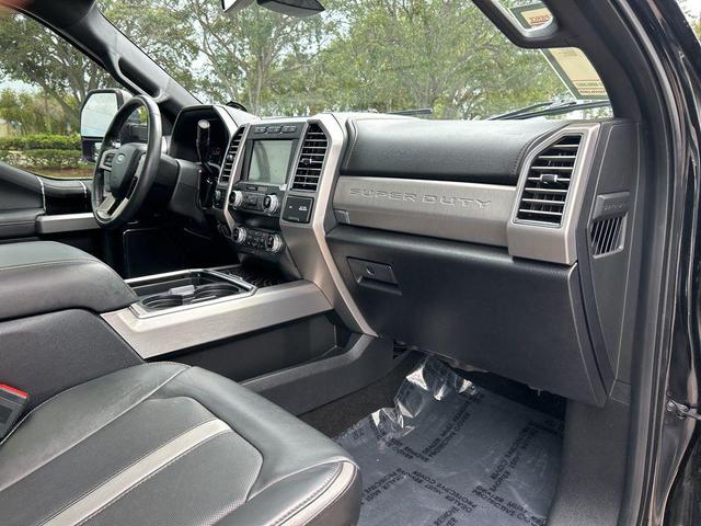 Photo of 2019 Agate Black Metallic Ford F-450