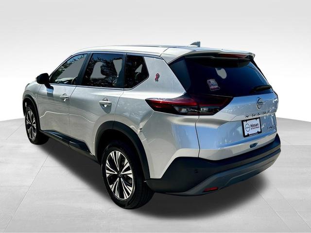 Photo of 2023 Brilliant Silver Metallic Nissan Rogue