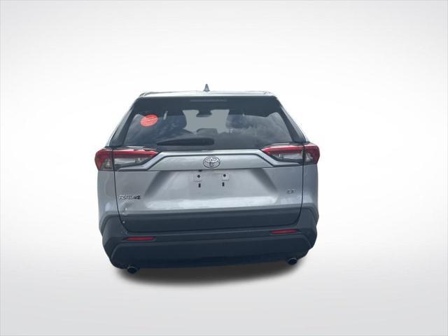 Photo of 2023 Silver Sky Metallic Toyota RAV4