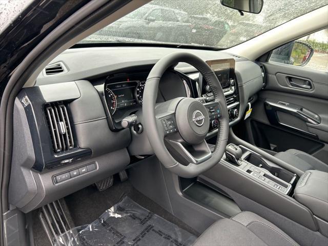 Photo of 2025 Super Black Nissan Pathfinder