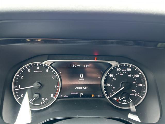 Photo of 2025 Super Black Nissan Pathfinder