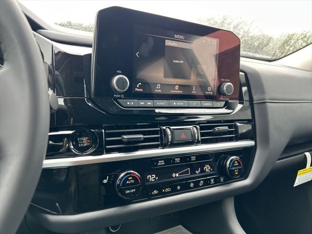 Photo of 2025 Super Black Nissan Pathfinder