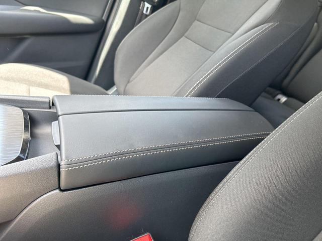 Photo of 2025 Super Black Nissan Rogue